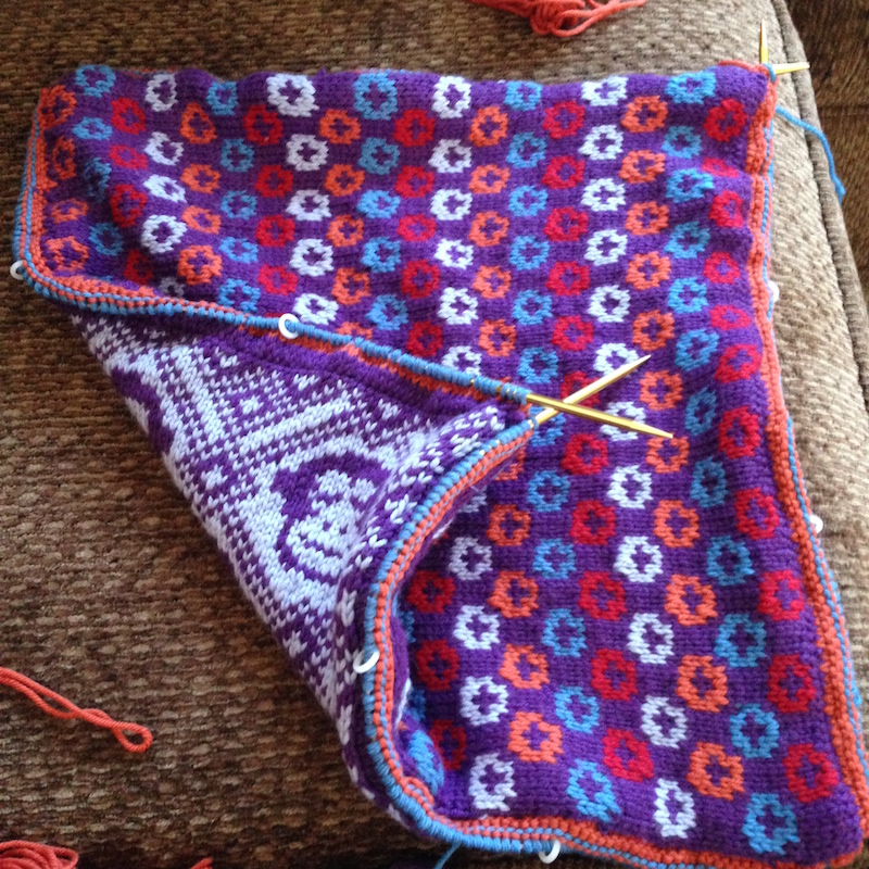 knitting2.JPG
